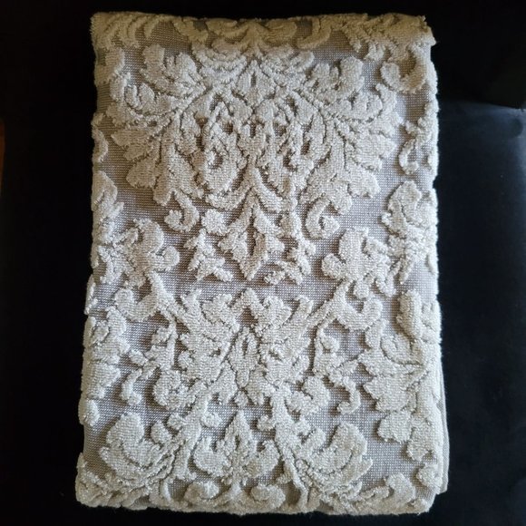 Pottery Barn Bath Pottery Barn Jacquard Medallion Aerospin Quickdry